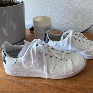 White Adidas Stan Smith